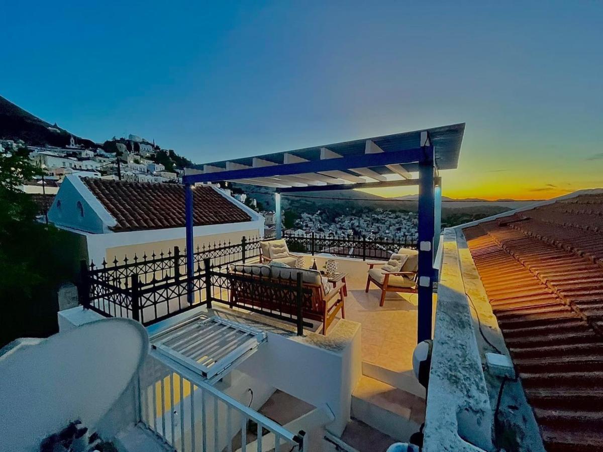 Symi Blue Studio Luaran gambar