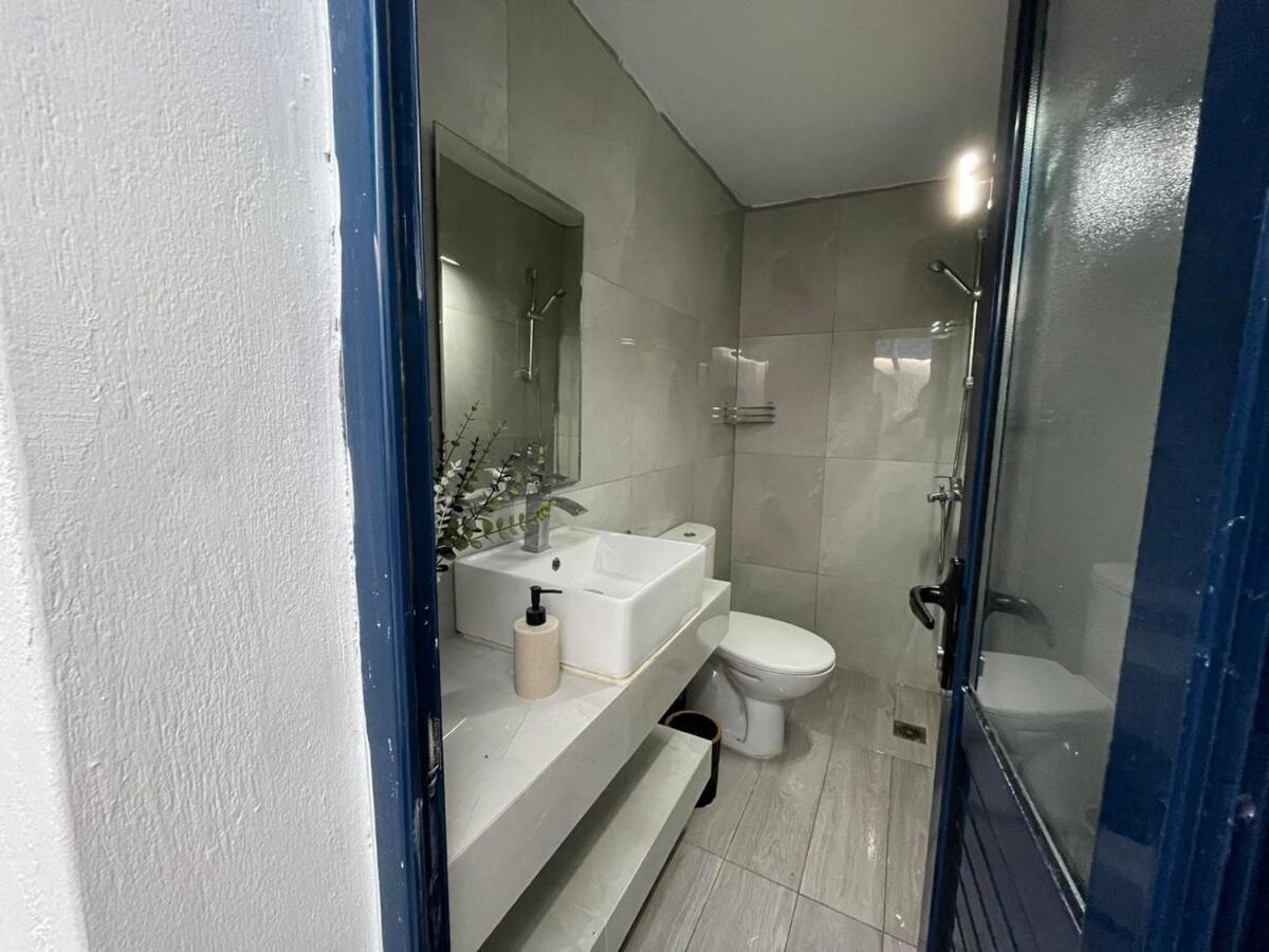 Symi Blue Studio Luaran gambar