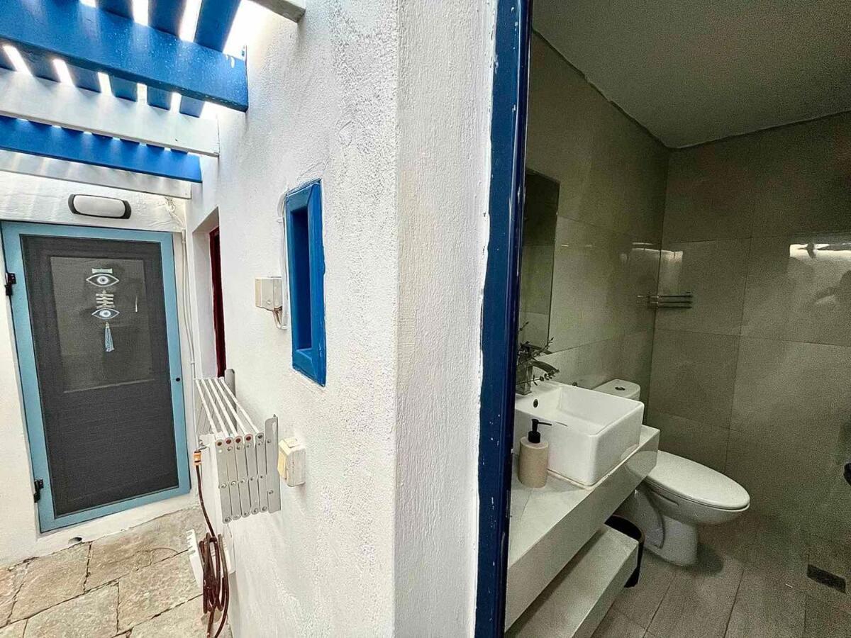 Symi Blue Studio Luaran gambar